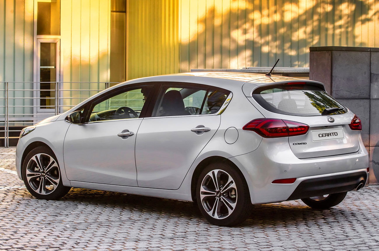 KIA Cerato Hatchback EX 1.6 5P AT 2017