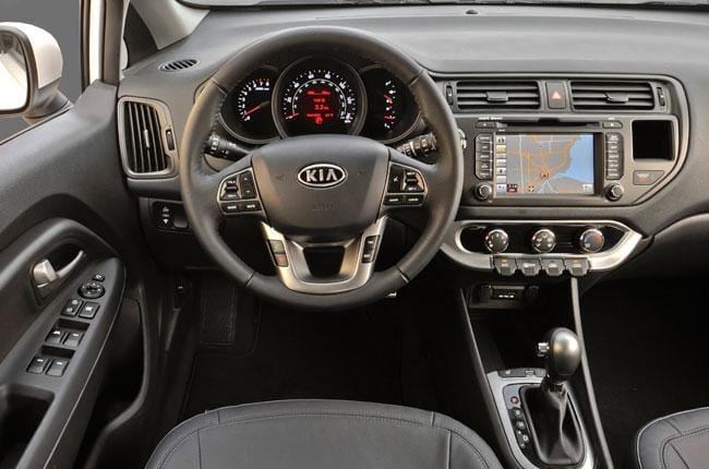 Kia Rio Spice 1 25 Mt 14 Conduciendo Com