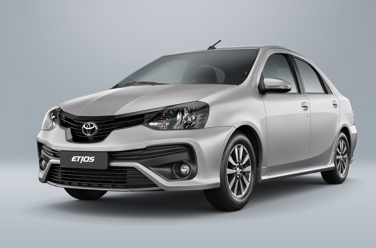 Toyota Etios Sed ¡n XLS MT 2022 Conduciendo com